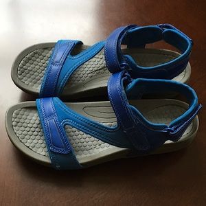 Blue Baretrap Sandals size 8.5